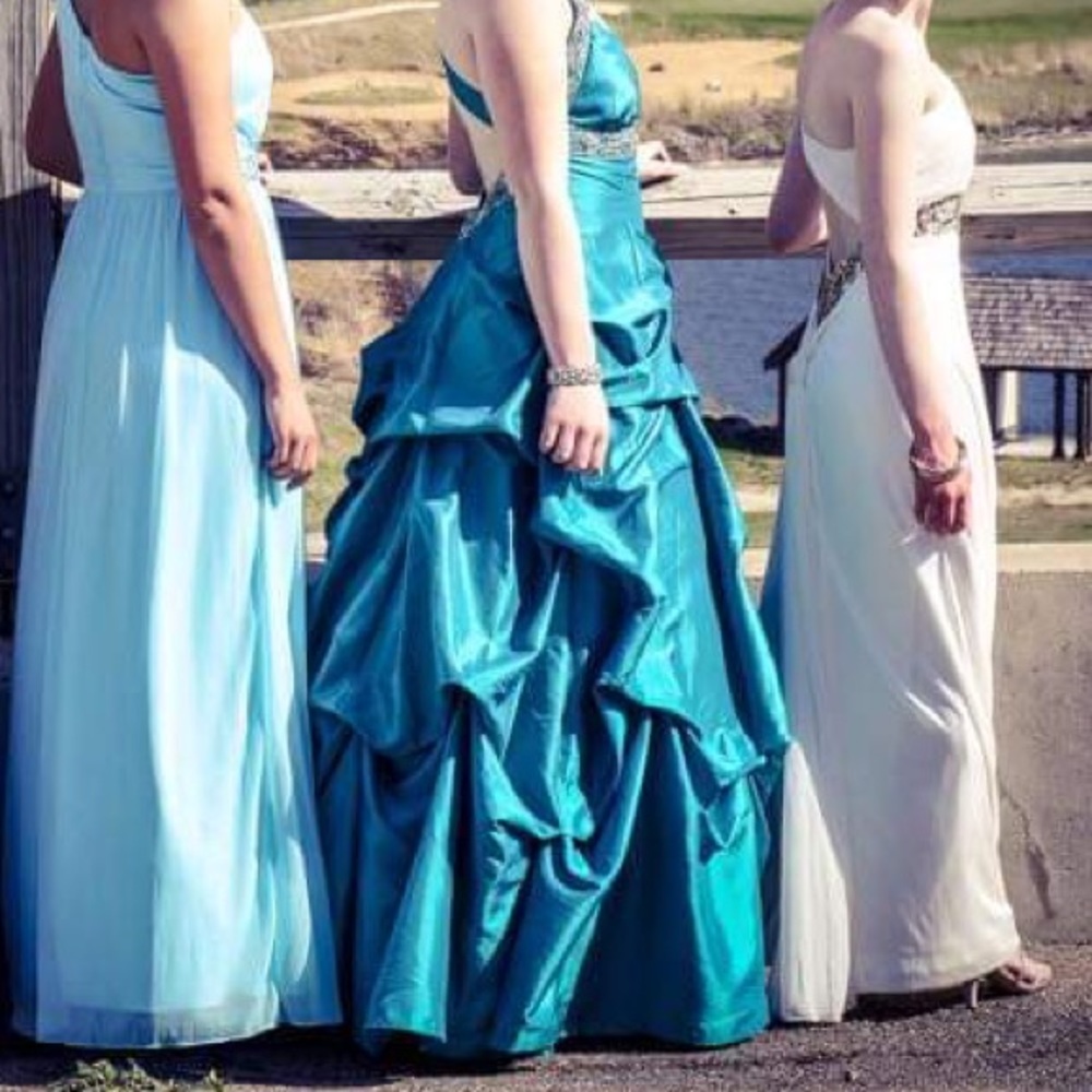 Teal Prom Dress from City Triangles Size 7